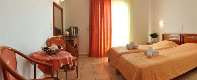 Hotel EVRIPIDIS 2*+ - Halkidiki Kassandra, Grecia. - Photo 12