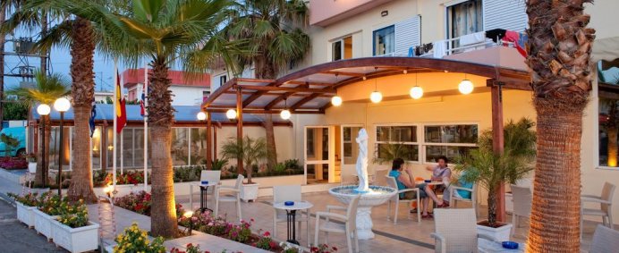 Hotel TRITON 2*+ - Creta, Grecia. - Photo 3