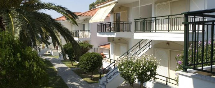Hotel MIRAMARE 2* - Halkidiki, Grecia. - Photo 1