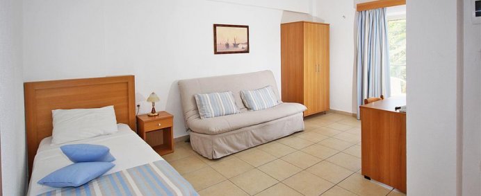 Hotel MIRAMARE 2* - Halkidiki, Grecia. - Photo 11