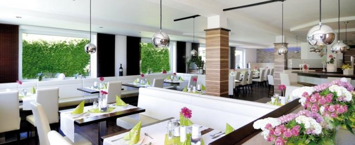 Hotel BRUDERHOFER 3* - Altmunster, Austria. - Photo 1