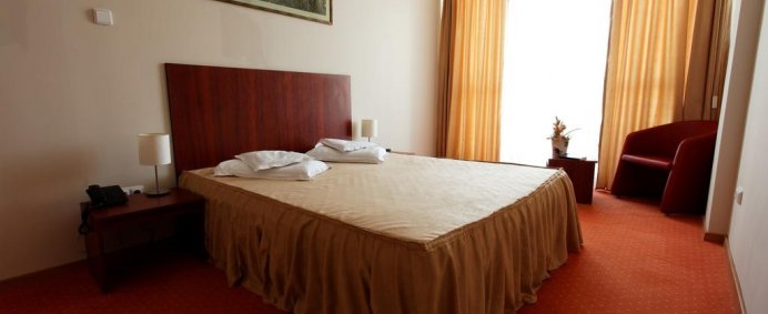Hotel PERLA 3* - Baile 1 Mai, Romania. - Photo 6