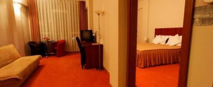 Hotel PERLA 3* - Baile 1 Mai, Romania. - Photo 11