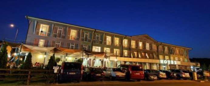 Hotel PERLA 3* - Baile 1 Mai, Romania. - Photo 12