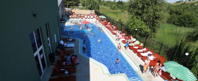 Hotel PERLA 3* - Baile 1 Mai, Romania. - Photo 14