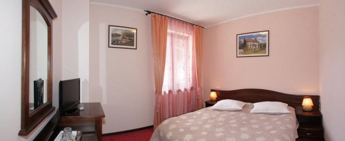 Hotel VICTORIA 3* - Borsa, Romania. - Photo 14