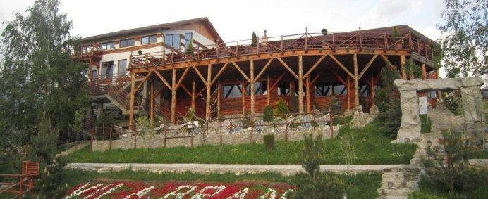 Hotel CLUB VILA BRAN 3* - Bran, Romania. - Photo 2
