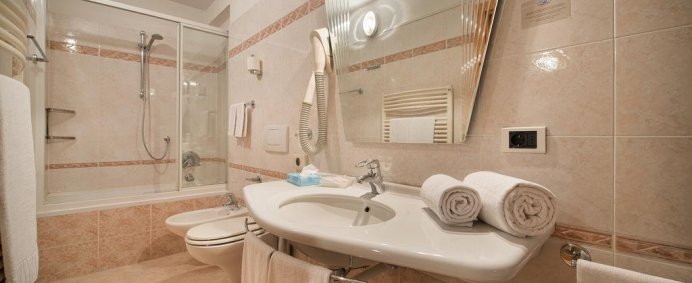 Hotel VALTELLINA 3* - Livigno, Italia. - Photo 10