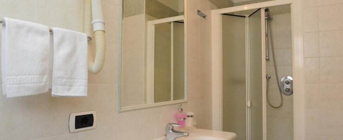 Hotel HELVETIA 3* - Livigno, Italia. - Photo 4