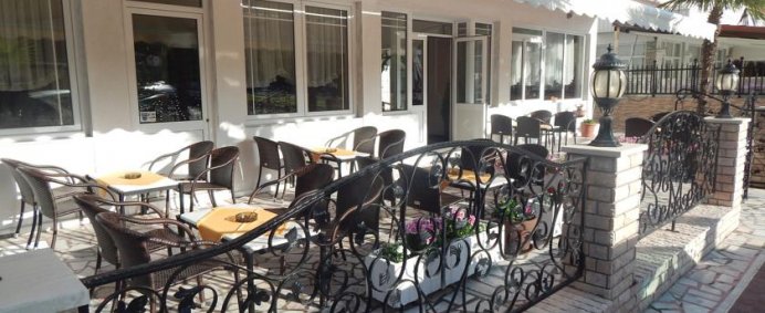Hotel GOLD STERN 3* - Pieria (Riviera Olimpului), Grecia. - Photo 16
