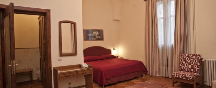 Vila CAMELIA 3* - Sinaia, Romania. - Photo 12