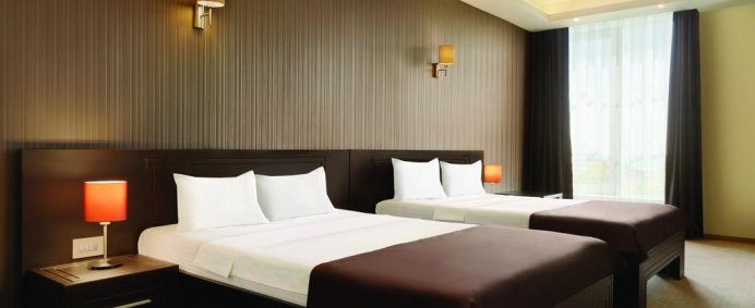 Hotel RAMADA 4* - Mamaia, Romania. - Photo 2