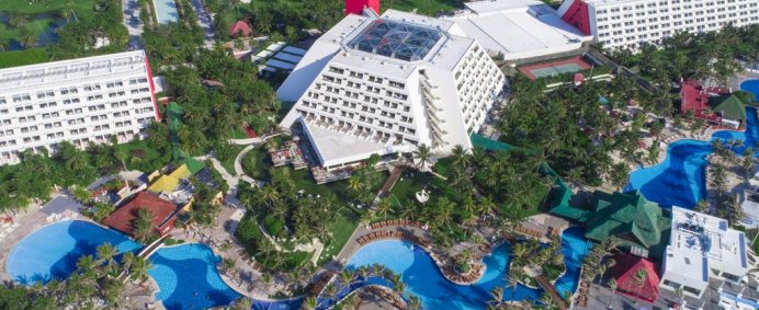 Hotel THE PYRAMID AT GRAND OASIS 5* - Cancun, Mexic. - Photo 8