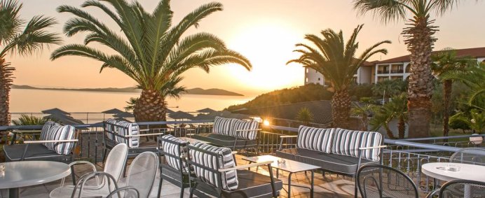 Hotel AKRATHOS BEACH 4* - Halkidiki, Grecia. - Photo 11