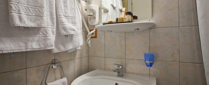 Hotel ADMIRAL 3* - Geneva, Elvetia. - Photo 10