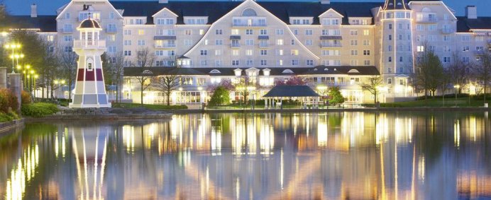 Hotel DISNEY'S NEWPORT BAY CLUB 3* - Paris (Disneyland), Franta. - Photo 1