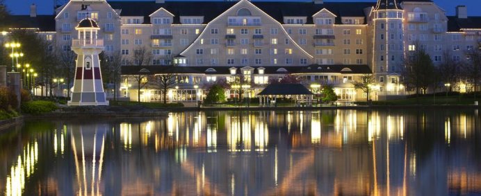 Hotel DISNEY'S NEWPORT BAY CLUB 3* - Paris (Disneyland), Franta. - Photo 9