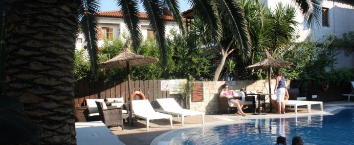 Hotel STAMOS 3* - Halkidiki (Afitos), Grecia. - Photo 8