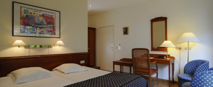Hotel ROSENBURG 4* - Bruges, Belgia. - Photo 2
