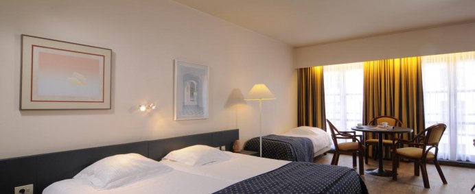 Hotel ROSENBURG 4* - Bruges, Belgia. - Photo 10