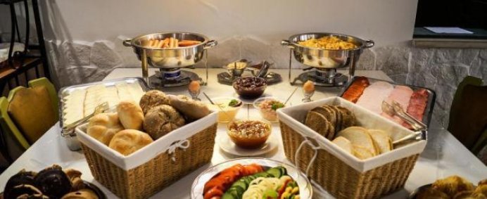 Pensiunea KORONA 3* - Budapeste, Ungaria. - Photo 7