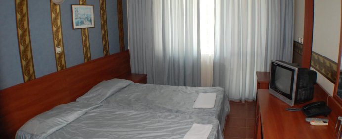 Hotel LOTOS 3* - Balchik, Bulgaria. - Photo 6