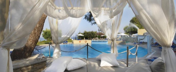Cazare Hotel ACROTEL ELEA VILLAGE 3* - Halkidiki, Grecia de la 266 EURO/ 2 adulti/ 6 nopti (Demipensiune) - Photo 2