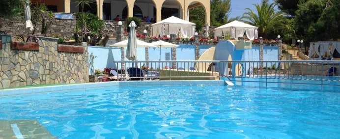 Cazare Hotel ACROTEL ELEA VILLAGE 3* - Halkidiki, Grecia de la 266 EURO/ 2 adulti/ 6 nopti (Demipensiune) - Photo 5