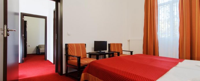 REVELION 2024 la Hotel CENTRAL 3* - Calimanesti-Caciulata, Romania. - Photo 4