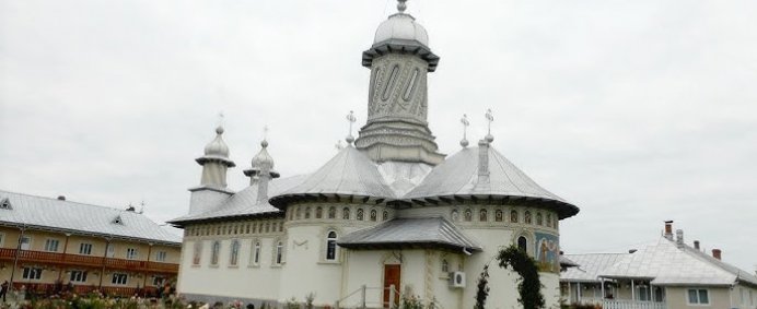 PELERINAJ 2 ZILE MANASTIRILE BISTRITA - RAZBOIENI. - Photo 2