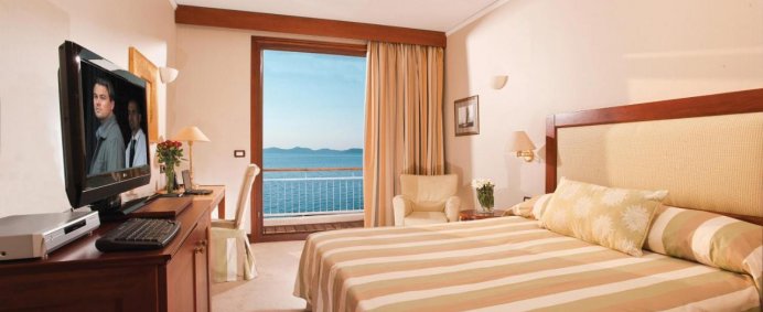 SEJUR de lux la Hotel GRAND RESORT LAGONISSI 5* DeLuxe - Halkidiki Kassandra, Grecia. - Photo 6