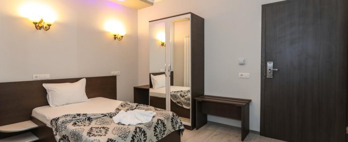 Craciunul 2020 la Hotel HOLIDAY MARIA 3* - Baile Herculane, Romania. - Photo 8